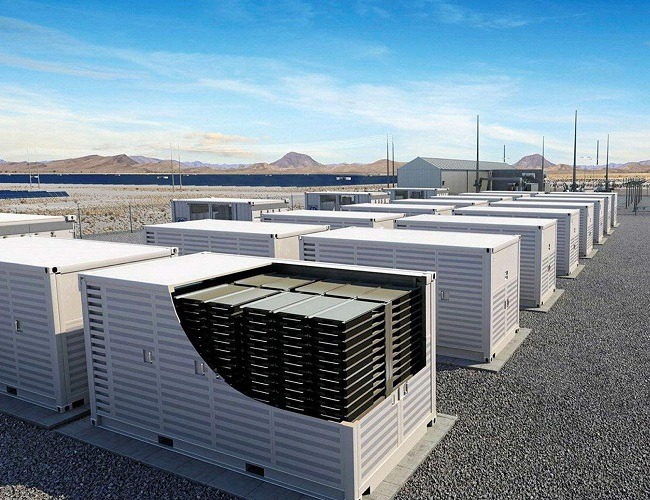 Lead-acid vs. Lithium: solar battery showdown
