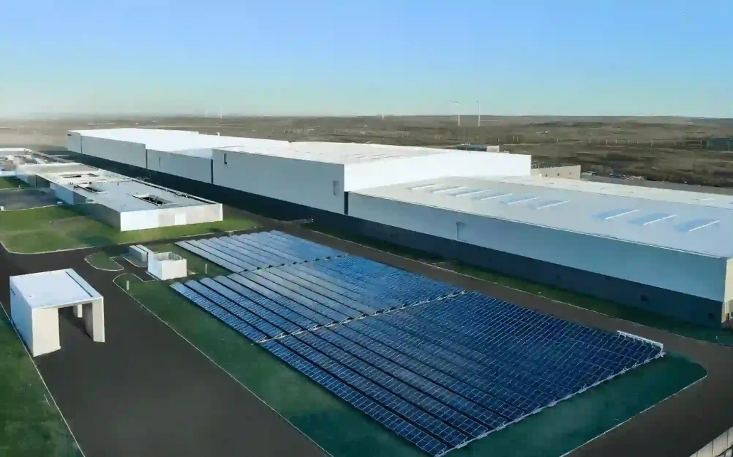 From china to global: the battery expansion 2023 - manly